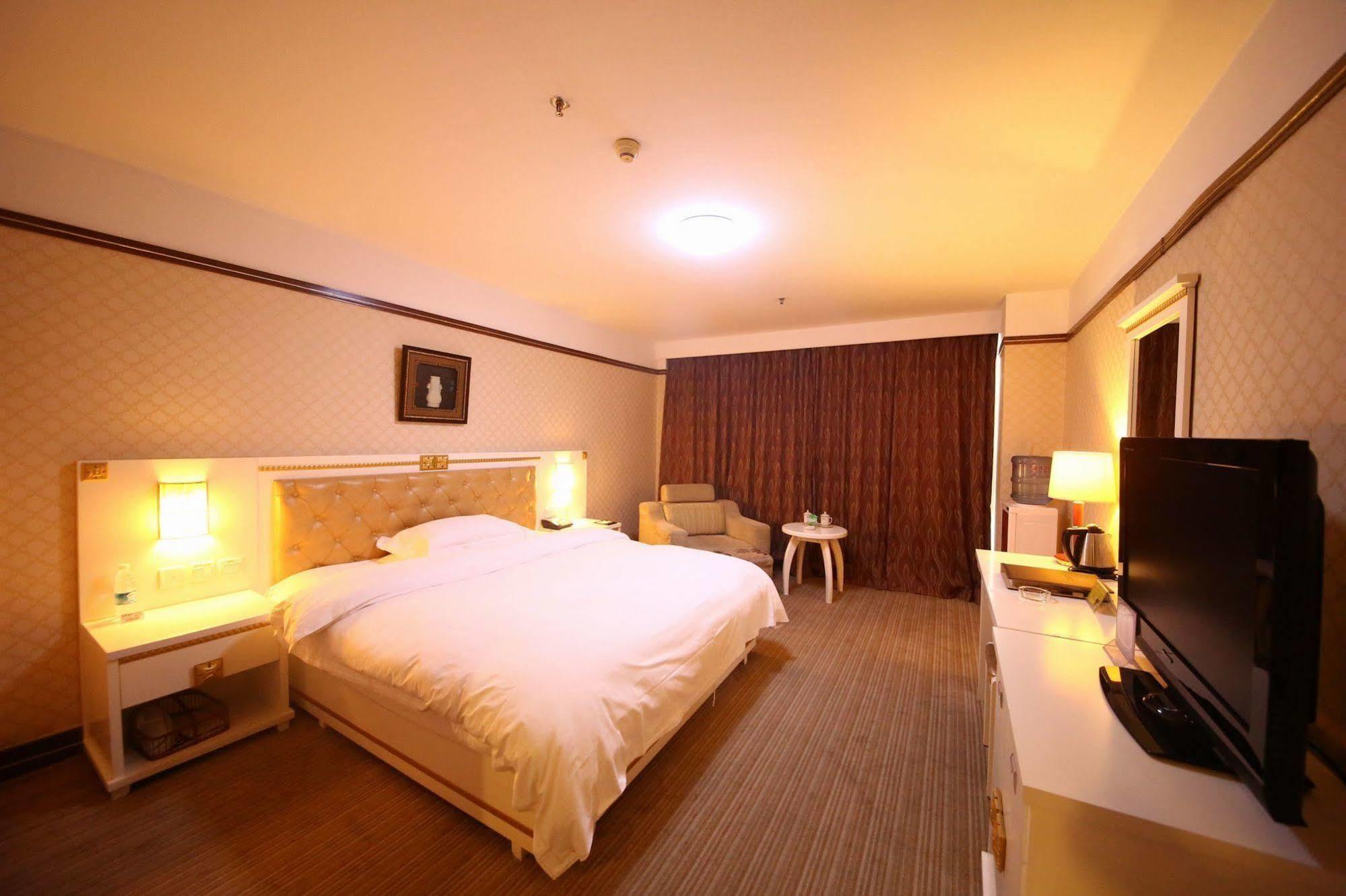 Yantai Asia Hotel Buitenkant foto