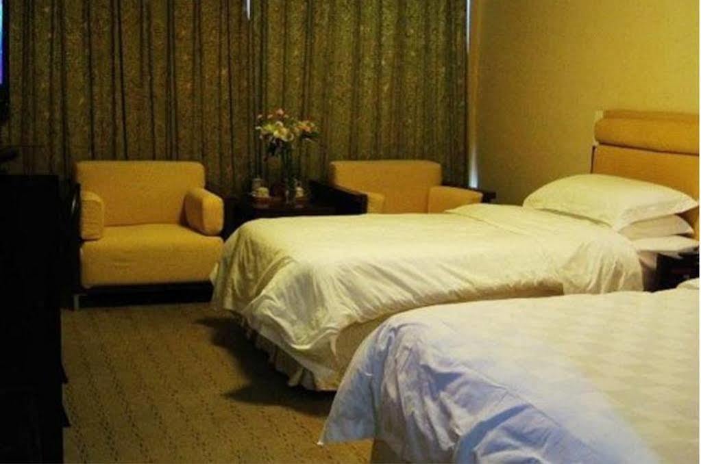 Yantai Asia Hotel Buitenkant foto