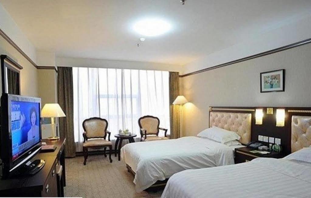 Yantai Asia Hotel Buitenkant foto