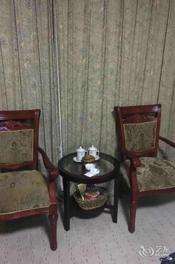 Yantai Asia Hotel Buitenkant foto